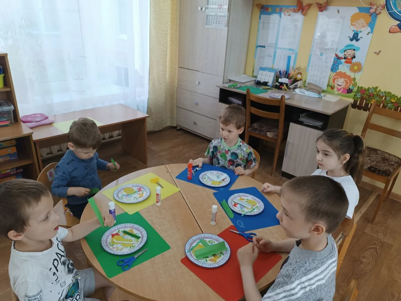 💫Майские цветы своими руками  🏡☀️В Рославльском социально-реабилитационном центре для несовершенноле