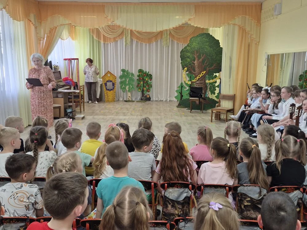 ## Музыкальное путешествие с «Румяными щёчками» ✨

Наши воспитанники из подготовительных групп и ста