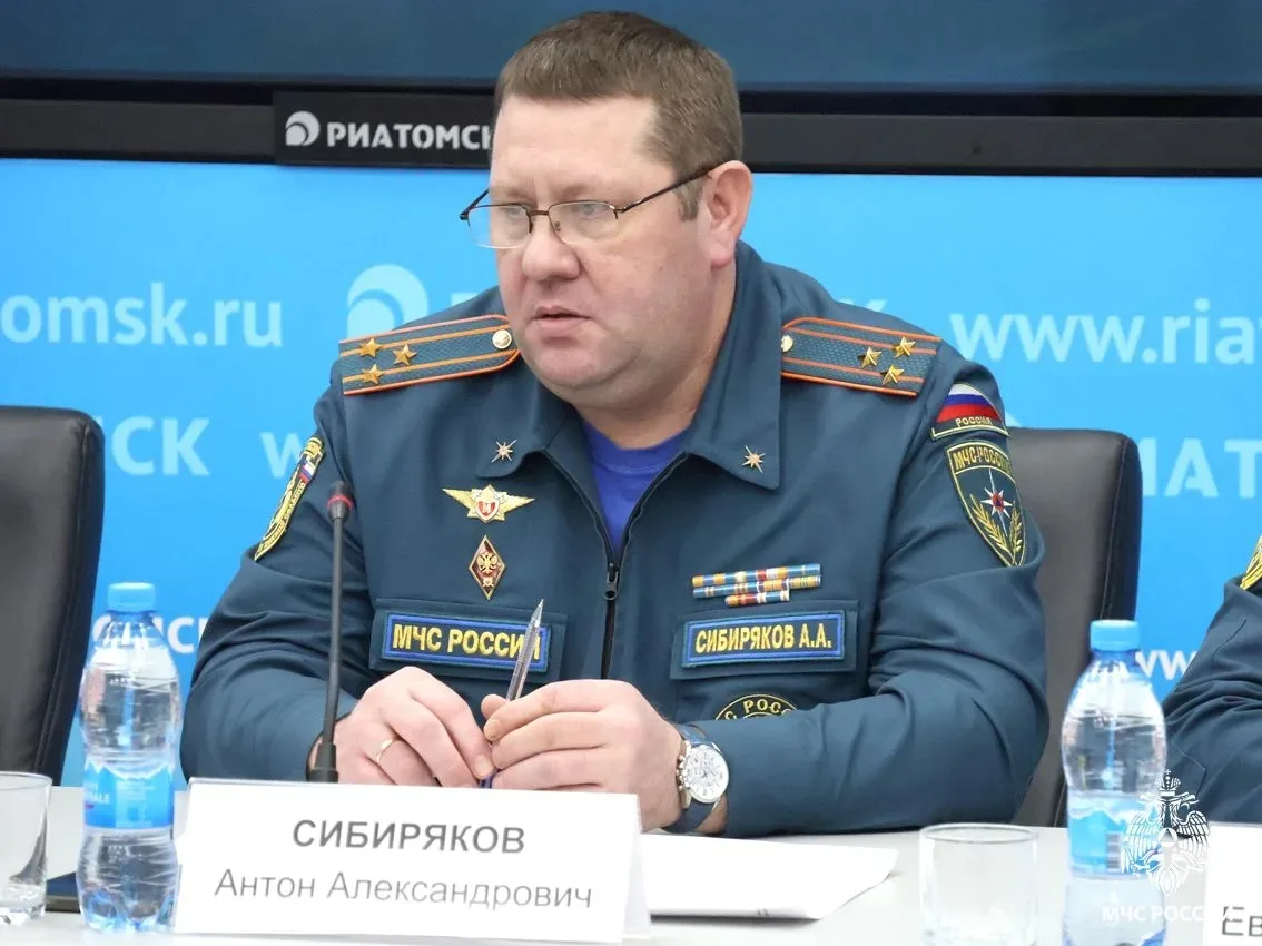 🎉Сегодня, 11 мая, отмечает День рождения заместитель начальника Главного управления МЧС России по То