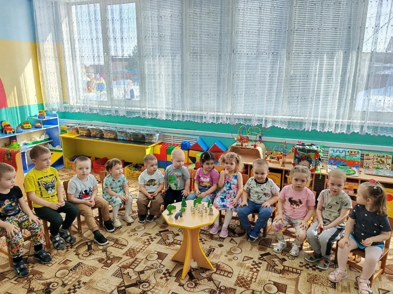 Всю неделю наши малыши знакомились с разными видами театра!