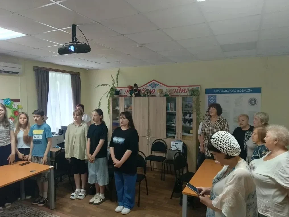 «О Родине, её истории и героях!»
В преддверии празднования Дня России сотрудники Центра правовой и д
