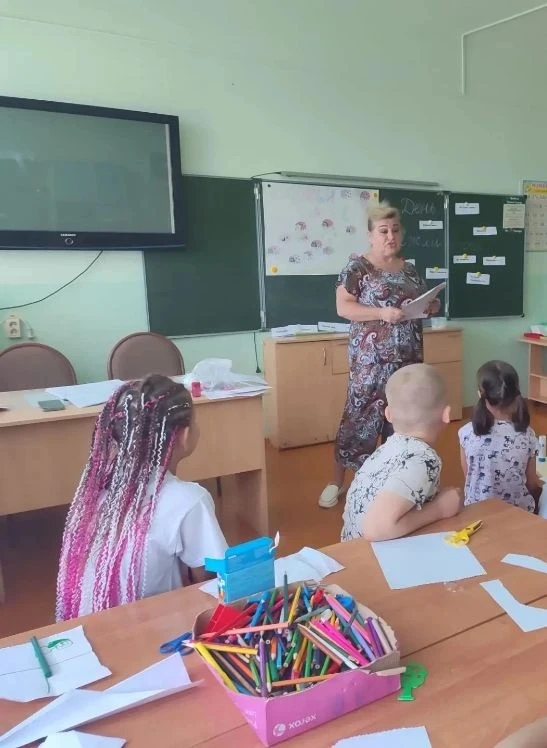 🎉 День вежливости в пришкольном лагере: учимся быть добрее! 🎉

Сегодня в нашем пришкольном лагере 