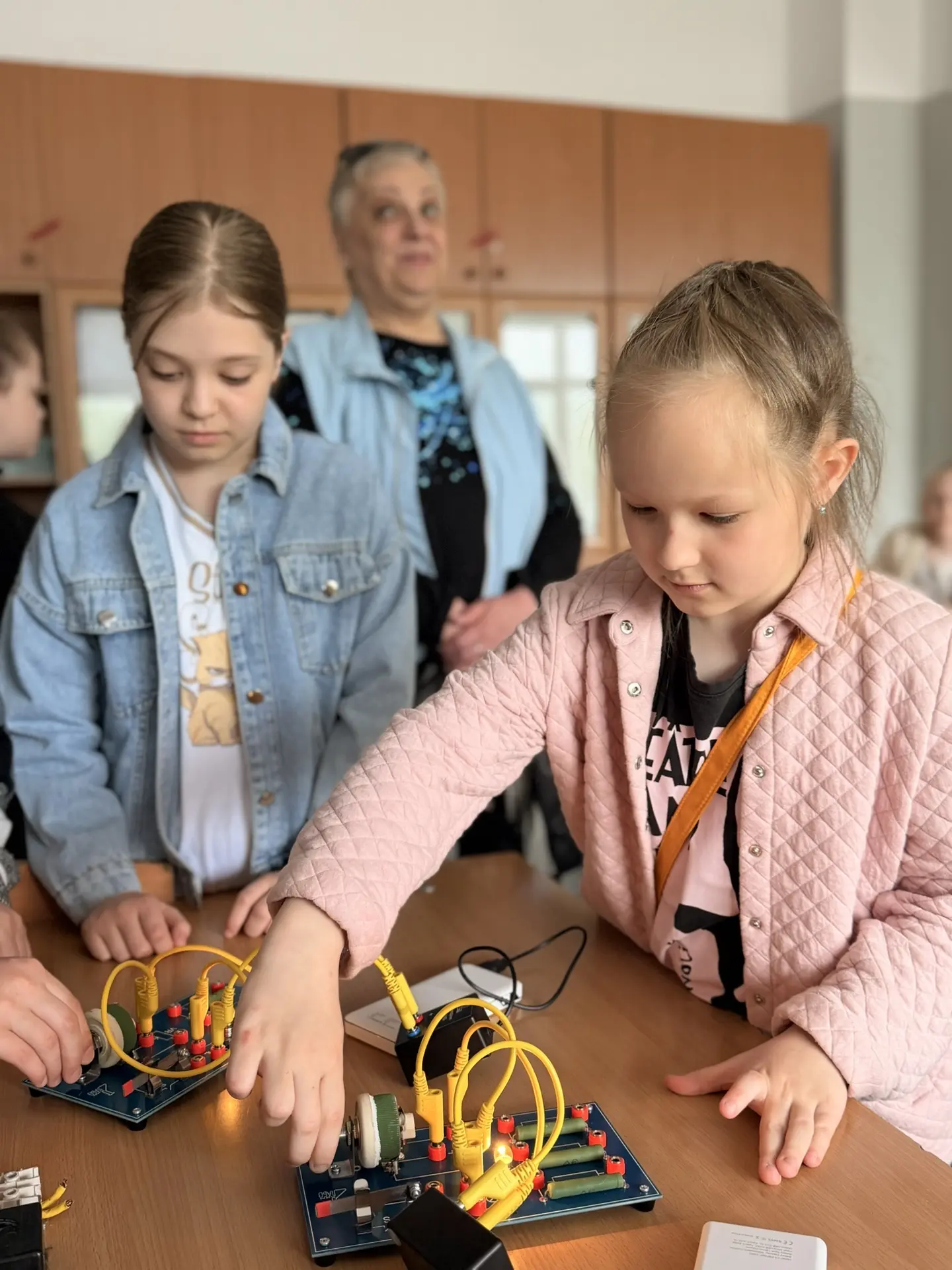 ДЕНЬ ОТКРЫТЫХ ДВЕРЕЙ ДЛЯ БУДУЩИХ ПЯТИКЛАССНИКОВ  ☺️ Вчера в нашей школе прошёл долгожданный день отк