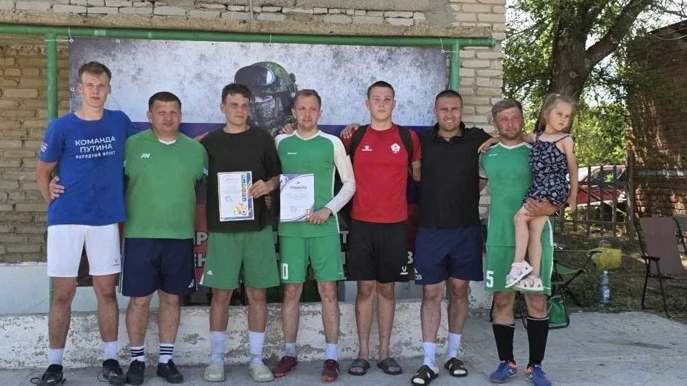 ⚽ 12 июня в селе Самарка состоялся турнир по мини‑футболу, посвященный участникам СВО.

Среди собрав