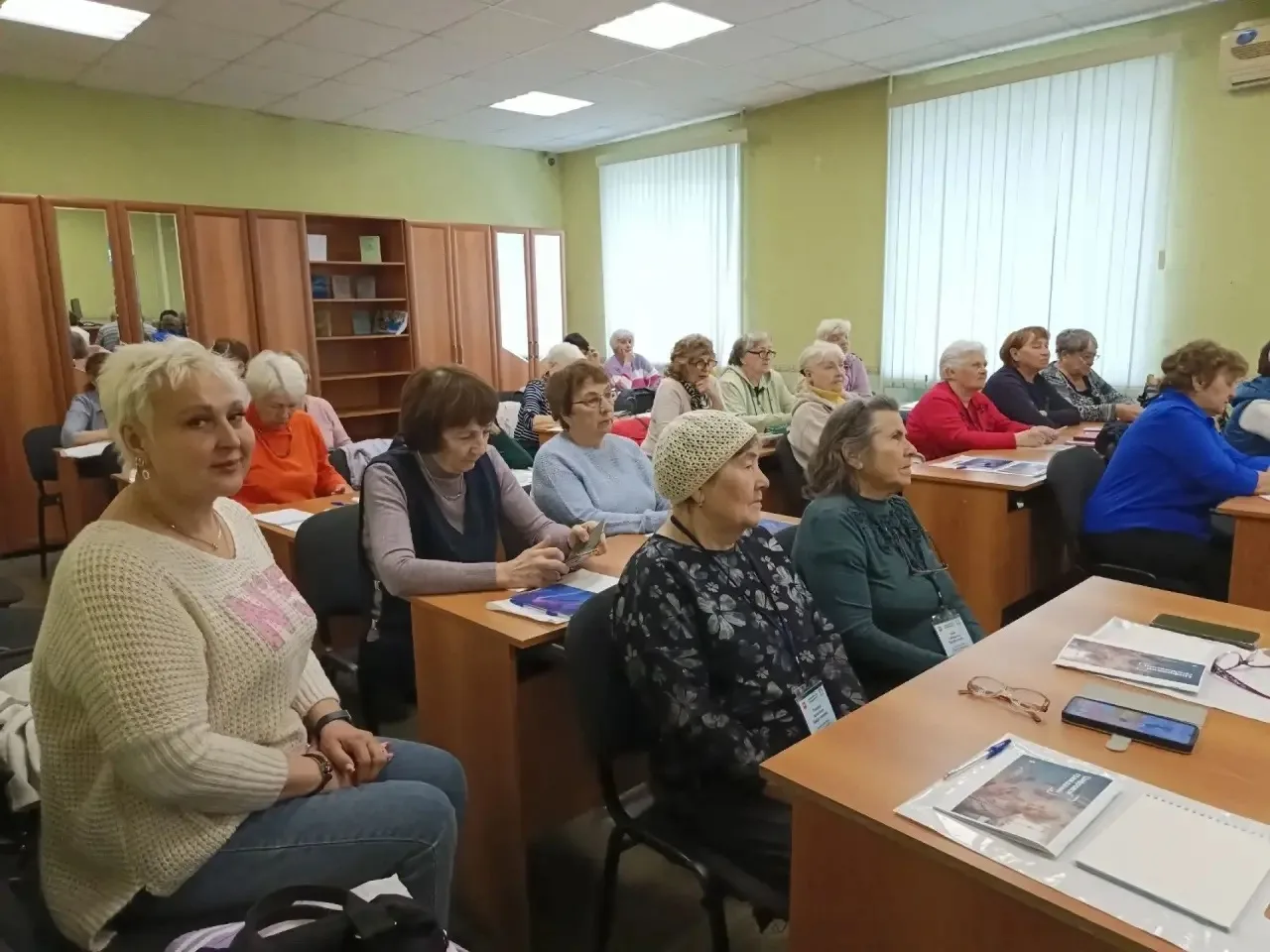 👍🏻В Копейске пенсионеров бесплатно обучают цифровой грамотности.   12 мая в Копейске стартовал интен