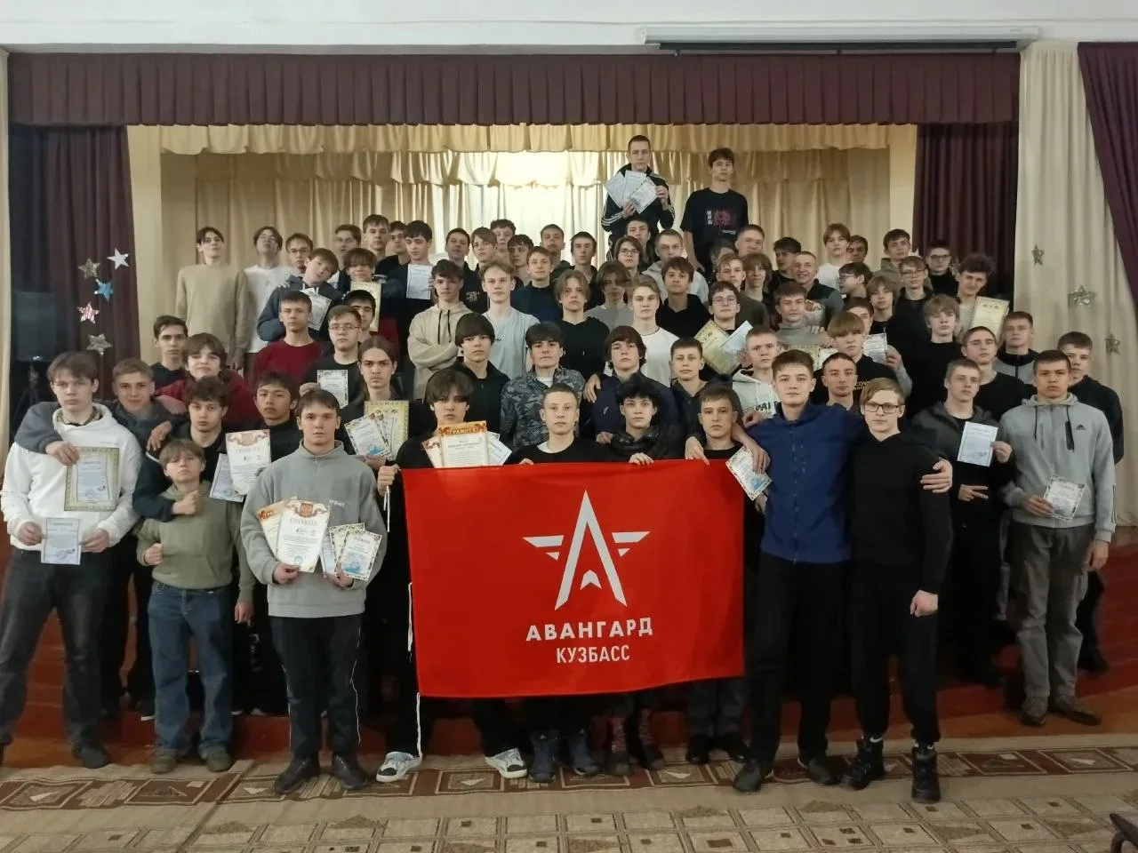 Победа в «АВАНГАРДЕ»! 🥇🇷🇺  С 23 по 27 февраля для учеников 10-х классов прошли не просто учебные буд