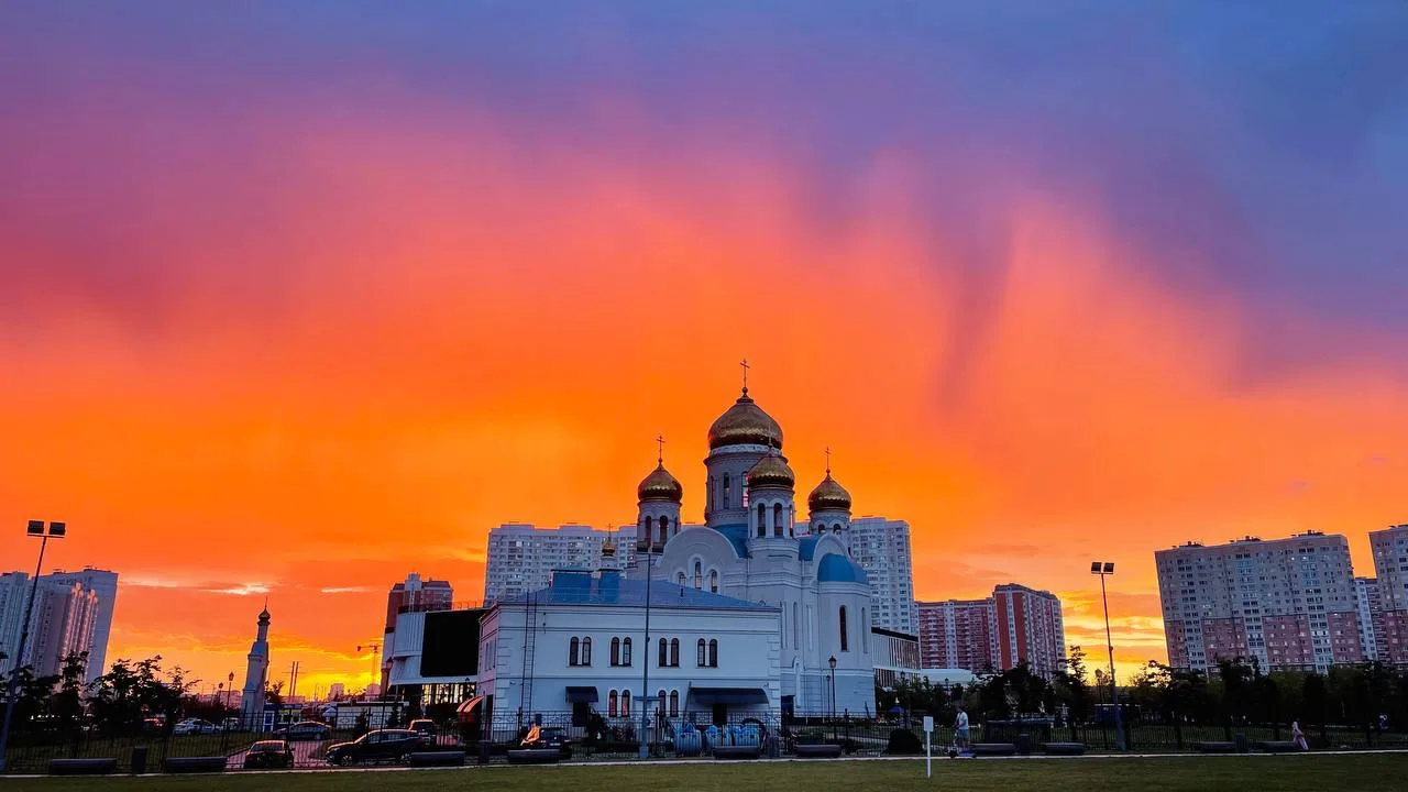 🍊 Вчерашний апельсиновый закат в Некрасовке