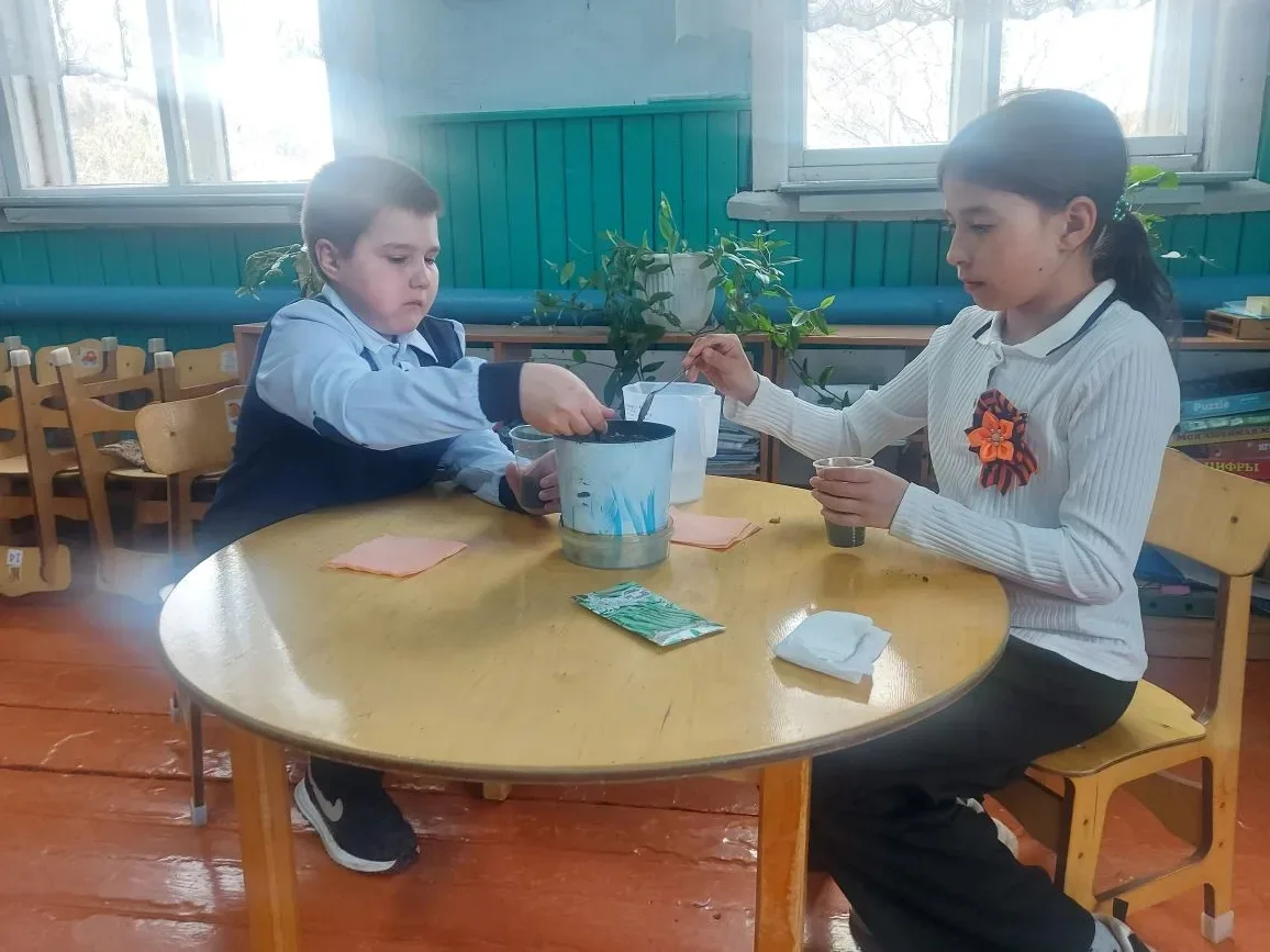 🌱 Орлята нашей школы продолжают экологический марафон! В понедельник ребята с большим ...