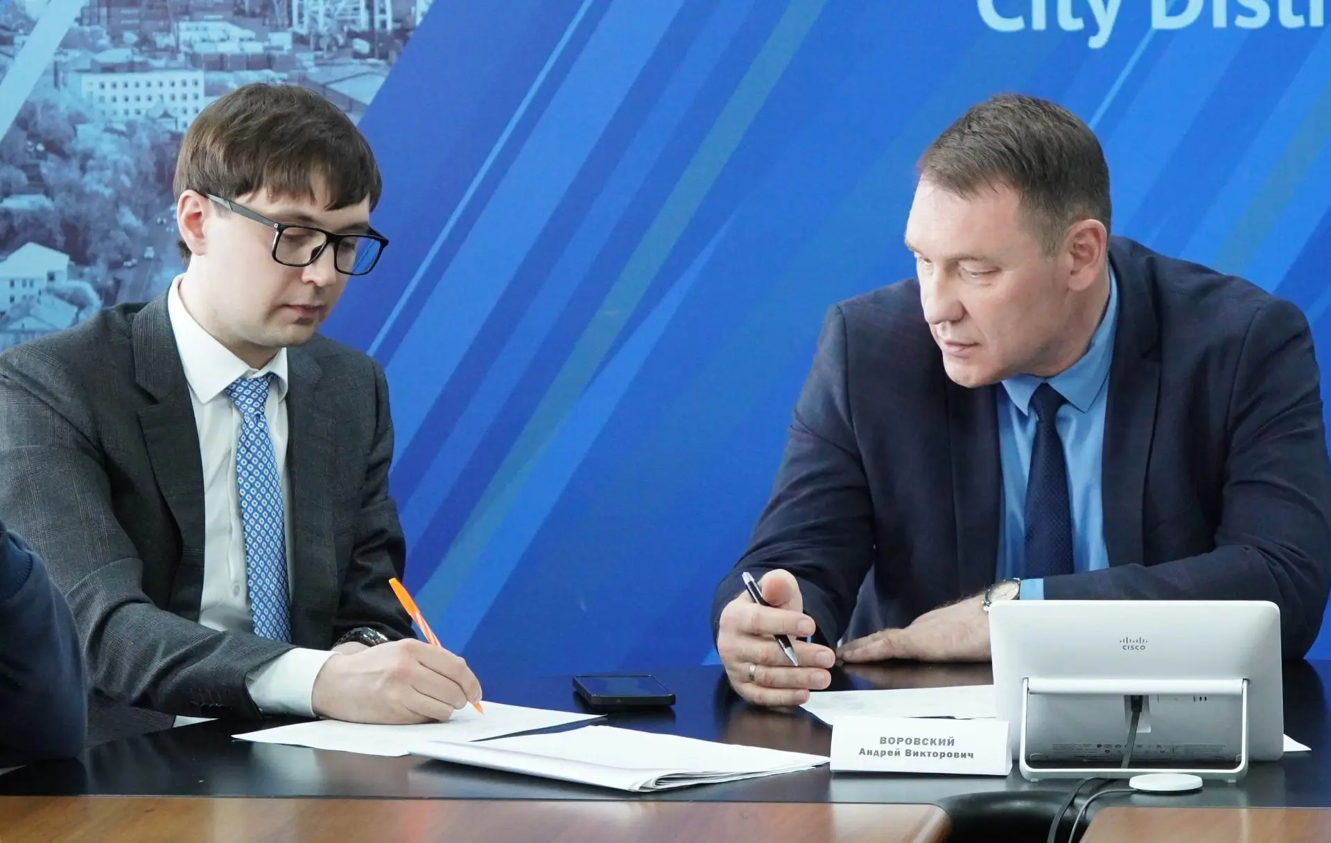 ВРИП Главы города Андрей Воровский: С руководителями образовательных учреждений обсудили вопросы раз