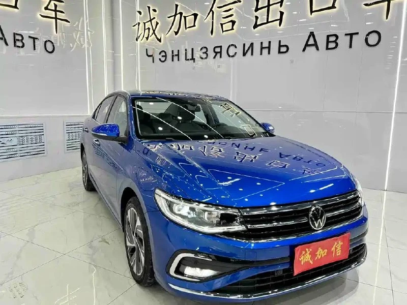 🇨🇳  Volkswagen Bora 200TSI