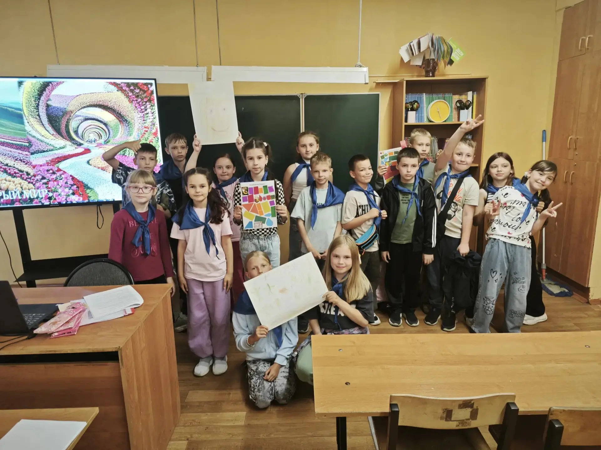 Лето в разгаре! 🌞 «Пёстрый мир» продолжает радовать!