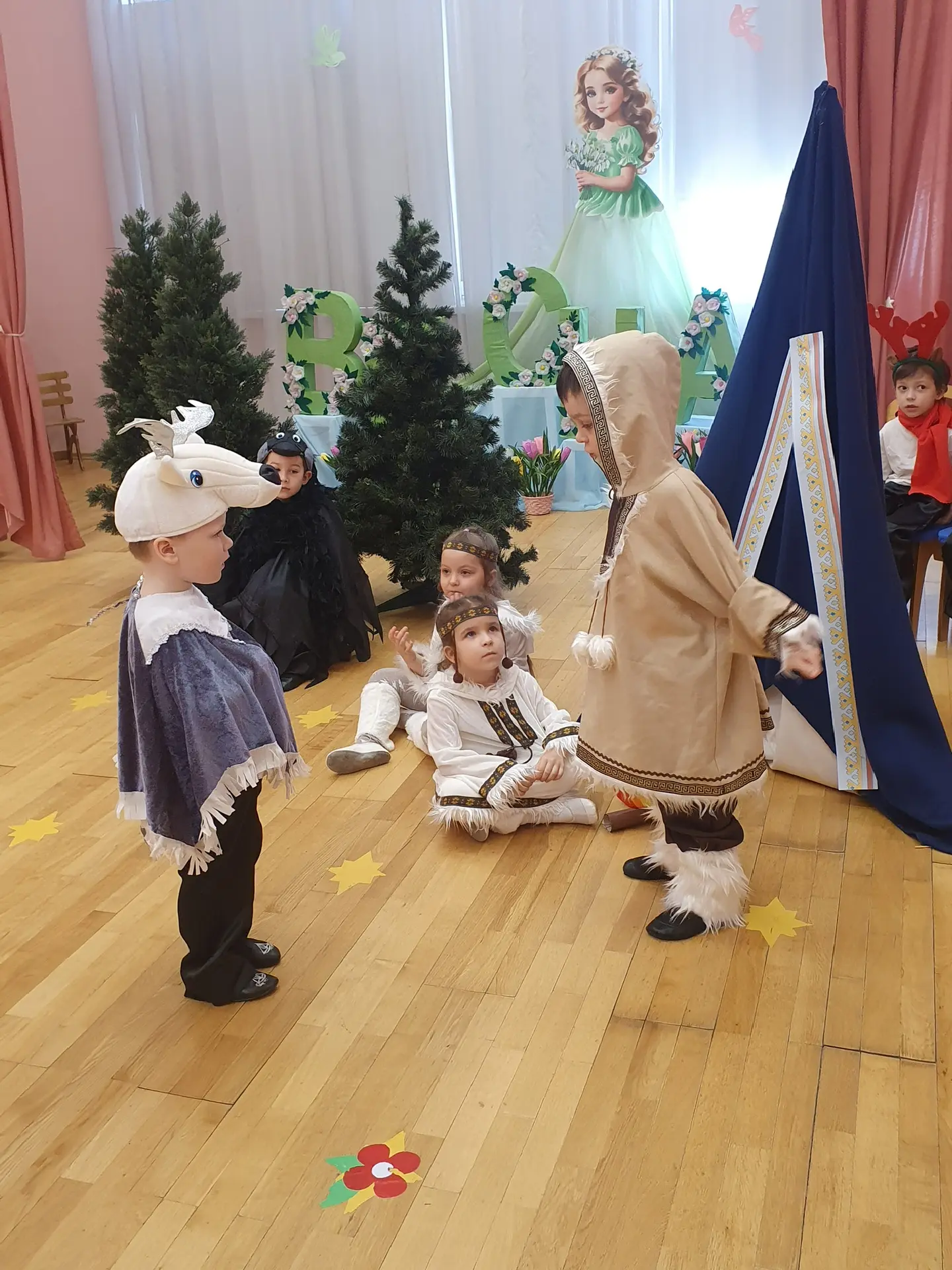 🎭 Театр — это таинство, сказка и волшебство, целый удивительный мир.  🌟 Ребята из средней группы «Со