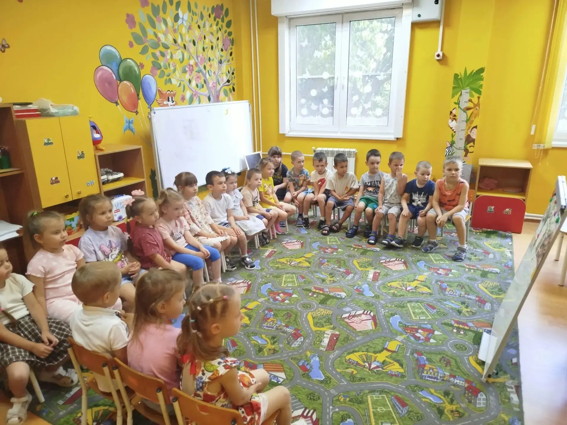 Маленькие исследователи большого мира! 🌟🐜
29 июня наши «Звёздочки» отправились в увлекательное пут