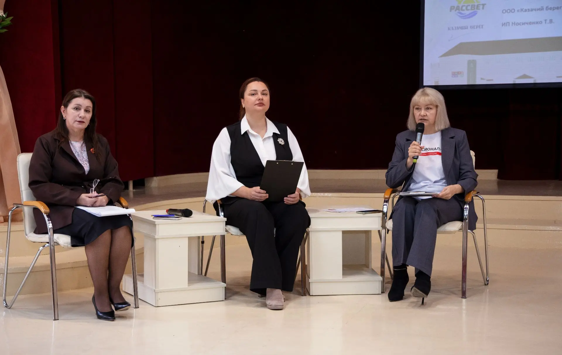 🎓 18 апреля в Ейском полипрофильном колледже прошел Единый день открытых дверей, собравший около 350