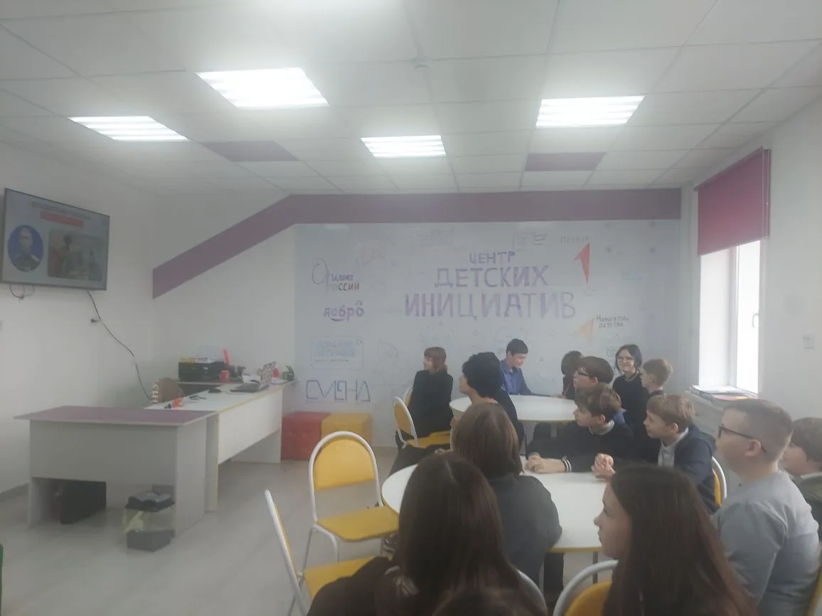 🇷🇺 Разговор о главном: кто такие герои?  В преддверии Дня защитника Отечества Навигаторы детства сов