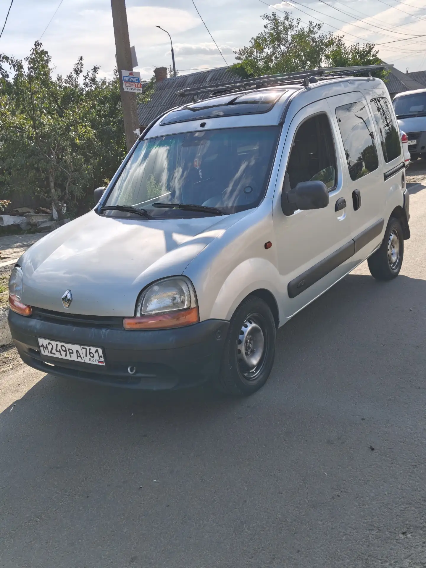 Продам Рено кенго 2004 год 1.5 дизель