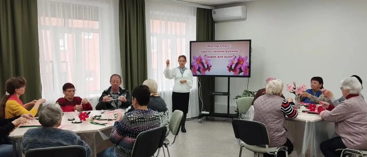 🌸29 сентября в Шиловской межпоселенческой библиотеке имени Н.С. Гумилёва прошел мастер...