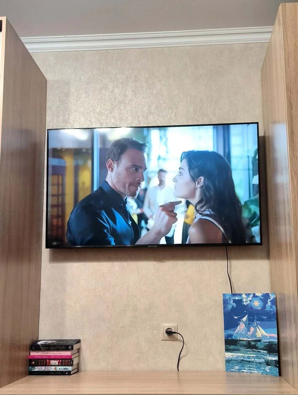 Кажется и до меня добралась эта зараза.😅 Листала каналы и на турецком нашла «Постучись...
