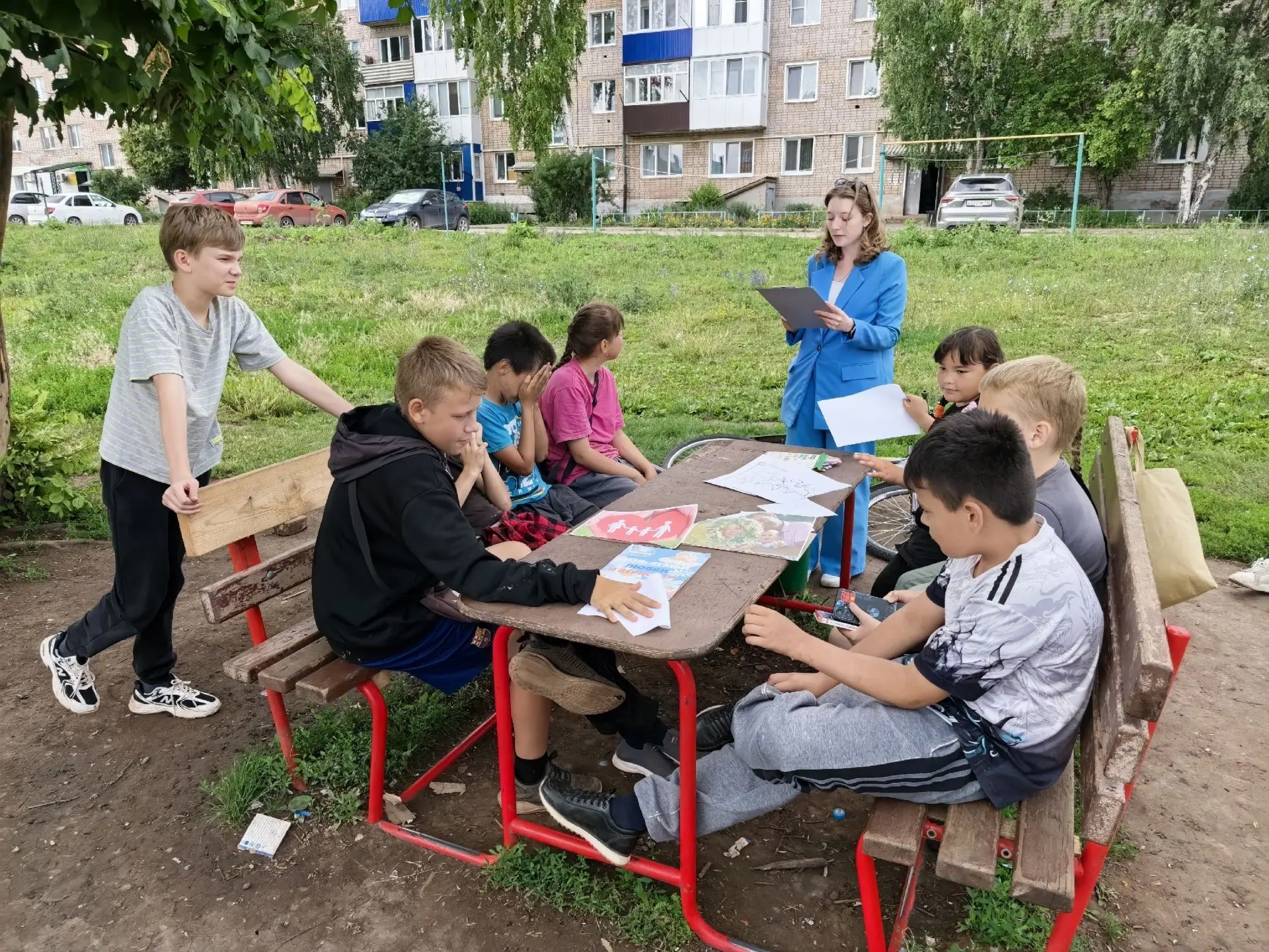 ЛЕТО В БИБЛИОТЕКЕ  📚🎉👍
Уважаемые жители и гости города Давлеканово! Наша библиотека ежедневно орг