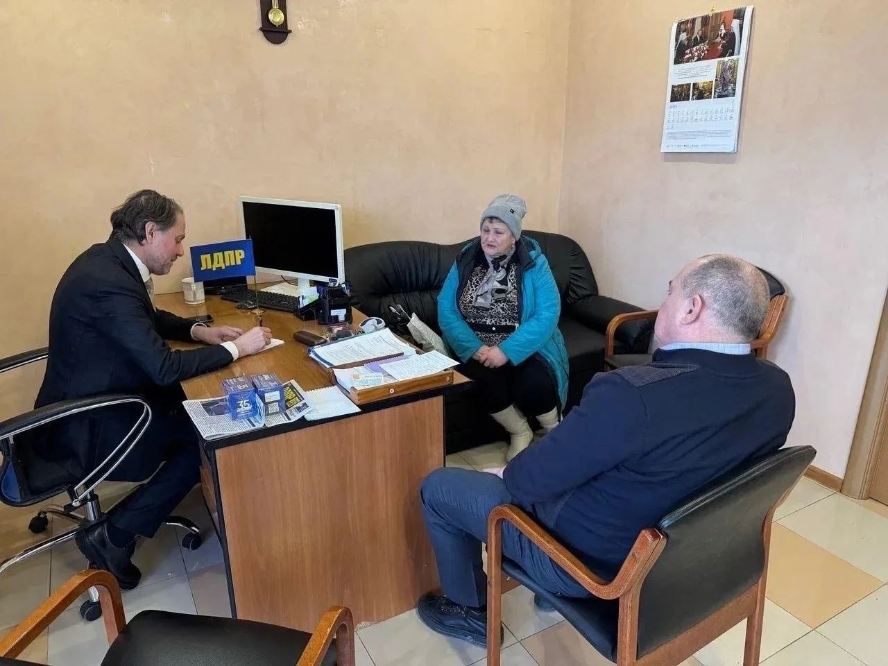 Югорчанке помогли добиться ремонта в новой квартире после переселения
