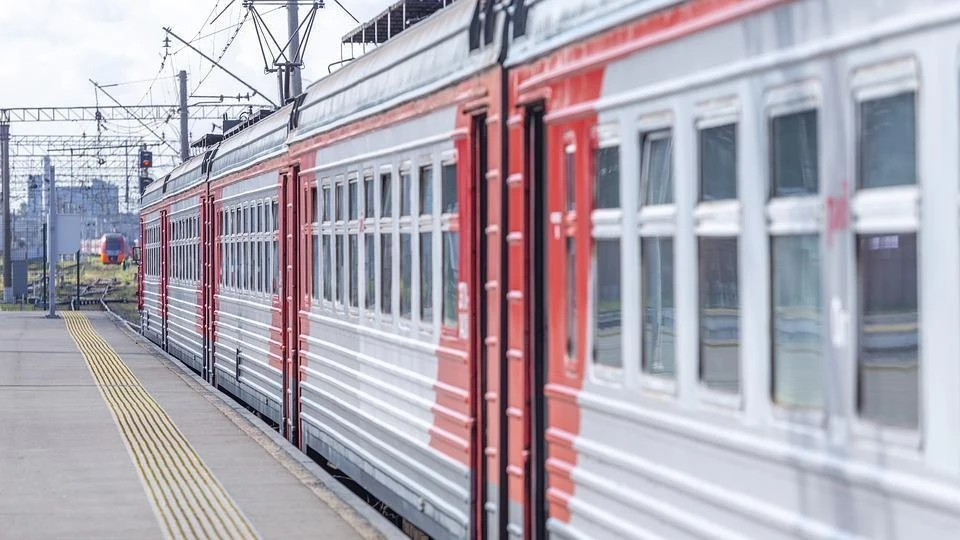 Часть электричек Московского направления переведут на станцию Обухово