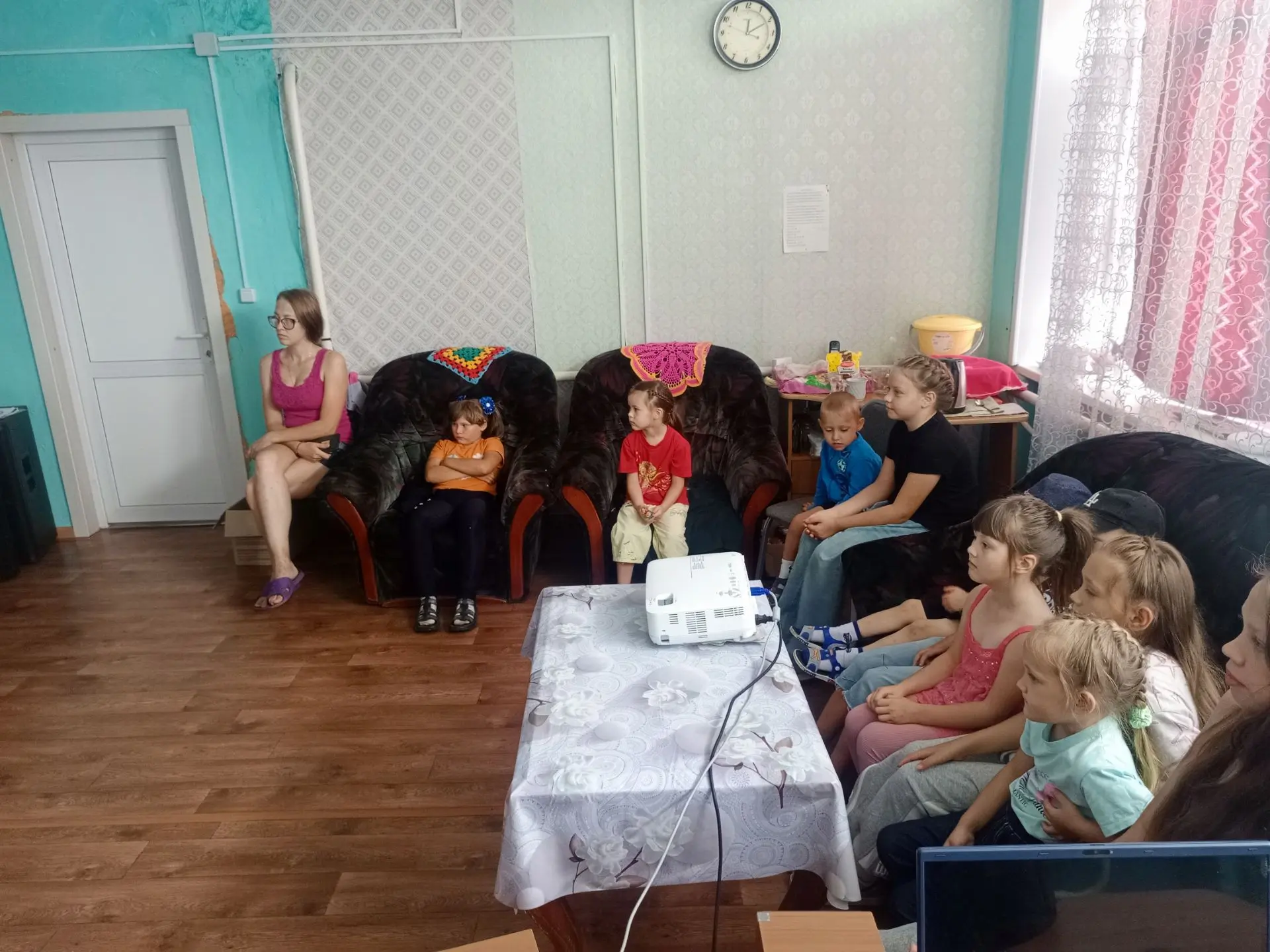 Сегодня в нашем клубе мы вместе с детьми посмотрели долгожданный мультфильм «Лунтик. Во...