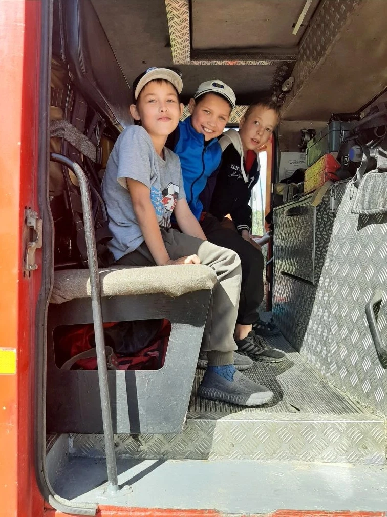 🚒 Пожарная машина в гостях у школьников!