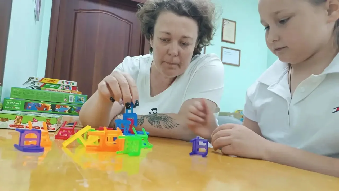 🗣 «Пыхтелки», «рычалки» и победа над самыми коварными звуками! Как проходят наши занят...