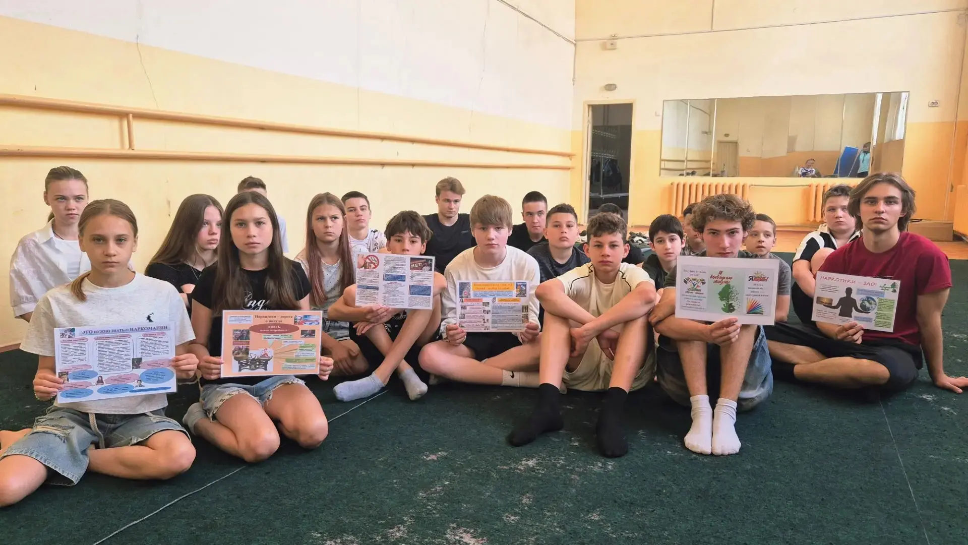 В спортивной школе#2, отделение плавания, прошла профилактическая беседа «Вместе против наркотиков».