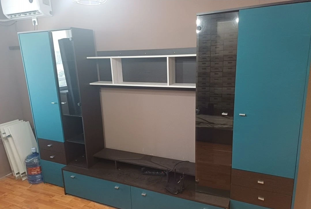 Стенка бу даром самовывоз