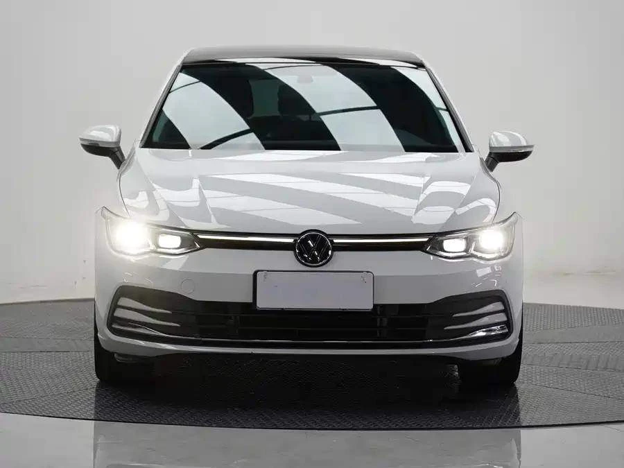 Что можно рассмотреть сейчас под покупку в текущий курс ?

🚗Volkswagen Golf
#Китай

Год 2022
Пробег