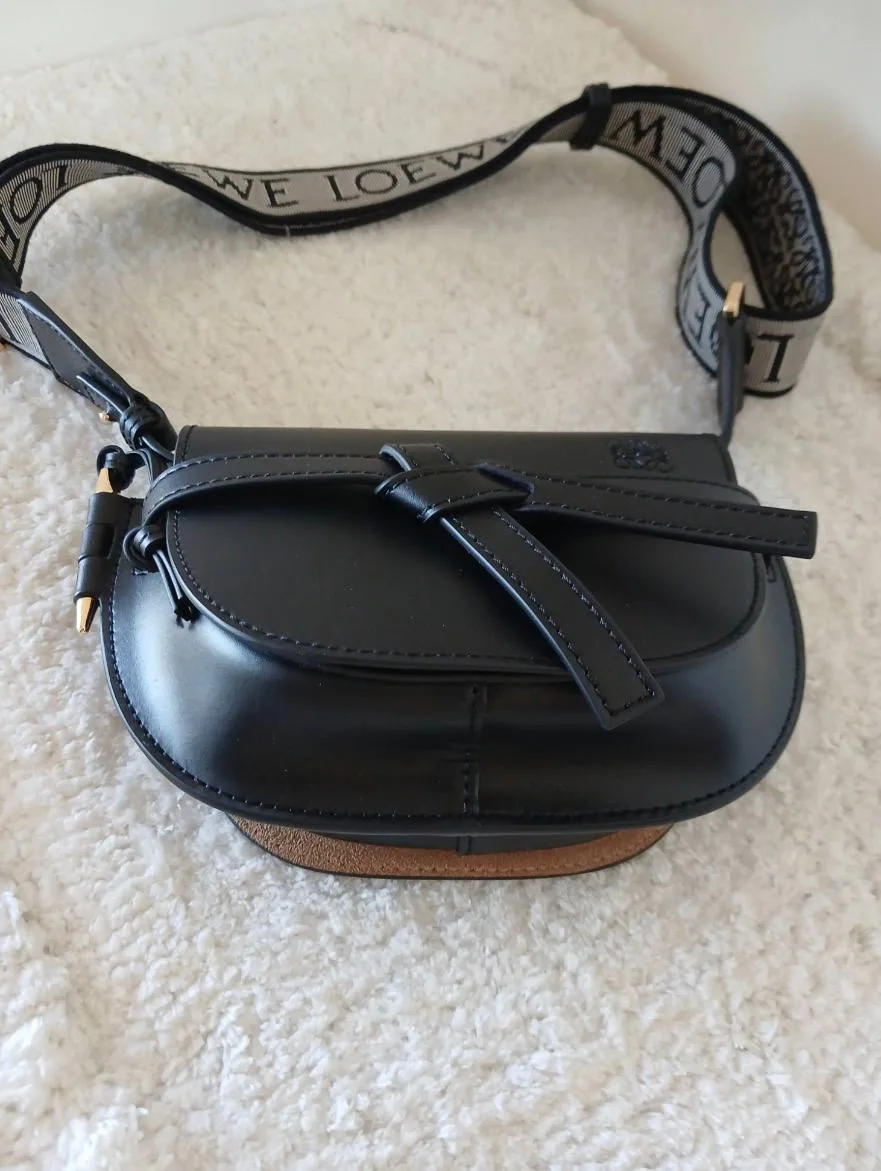 Сумочка Loewe Gate 🖤