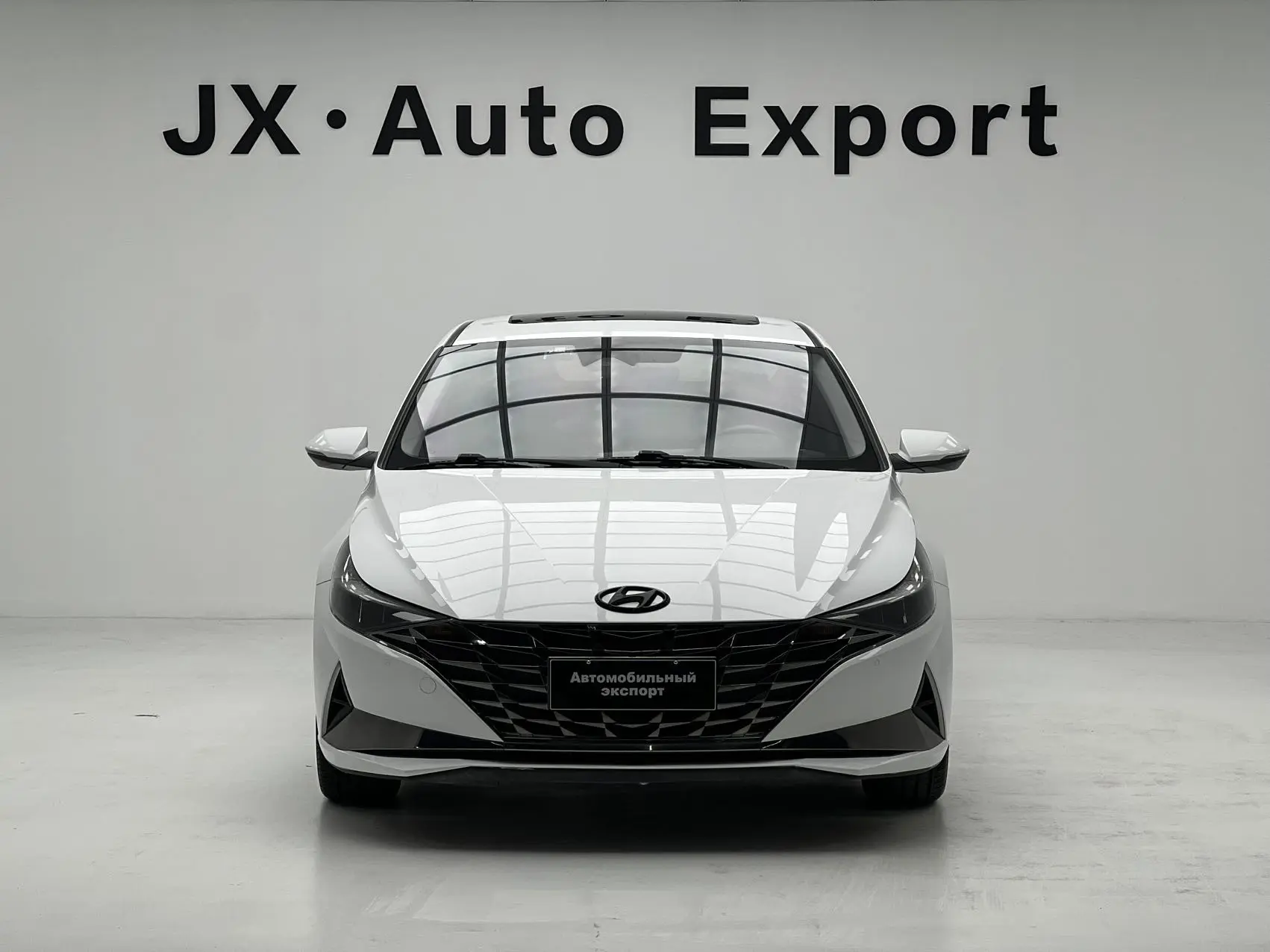 Hyundai Elantra 1.5 115 лс
Вариатор, передний привод.
Левый руль ☝️

Окрашено заднее левое крыло, ко