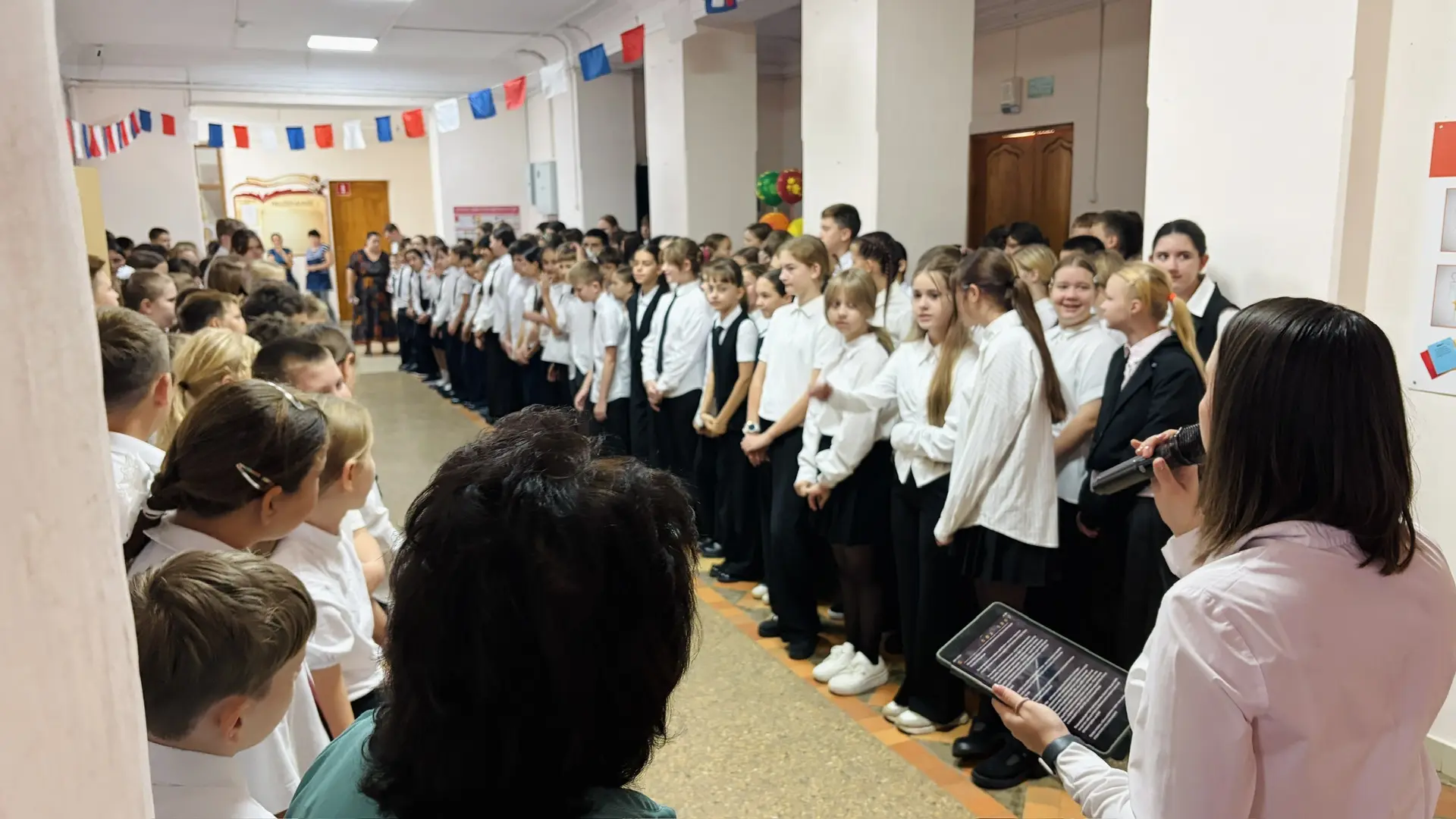 Сегодня в нашей школе прошла традиционная еженедельная линейка, посвящённая важным дата...