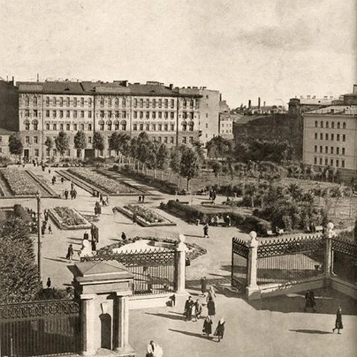 Сад Олимпия. 1950-е

Источник: https://vk.ru/wall-145945152_66177