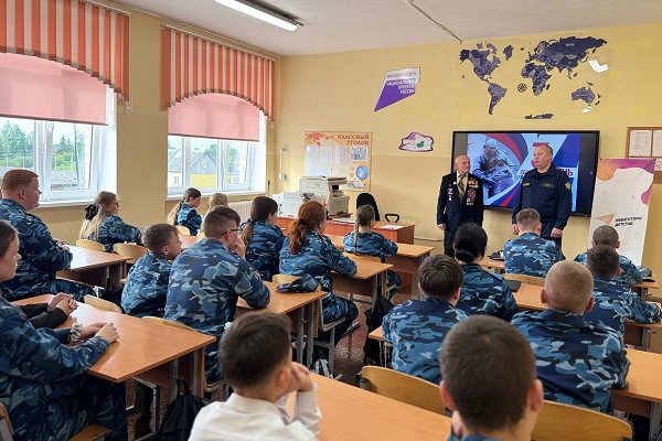Сотрудники и ветераны Отдела охраны КПБСТИН УФСИН России по Калининградской области про...