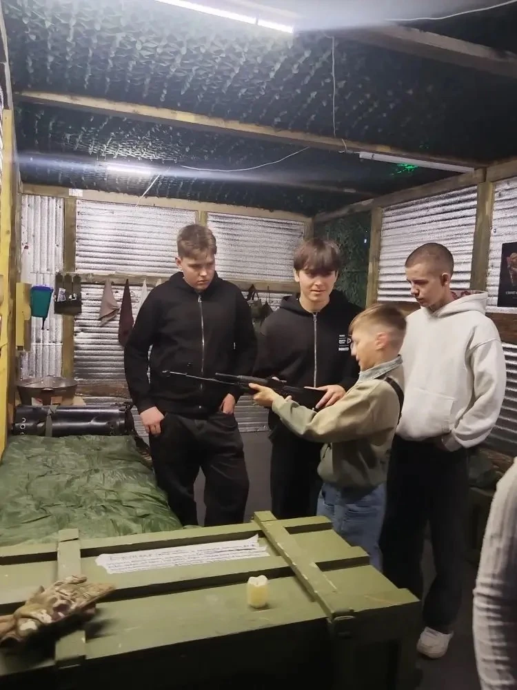 Их служба и опасна и трудна…  🚔На этой неделе школьники совершили увлекательную поездку на базу отря