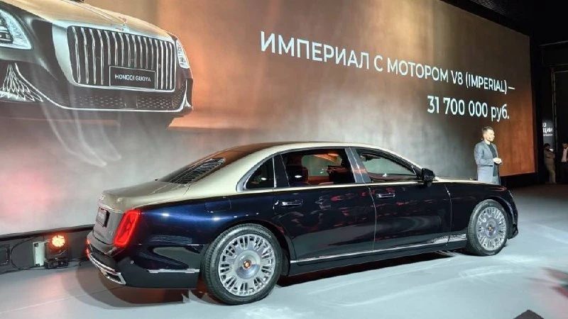 Первый седан Hongqi Guoya зарегистрирован в России, сообщили "Китайским автомобилям" в ...