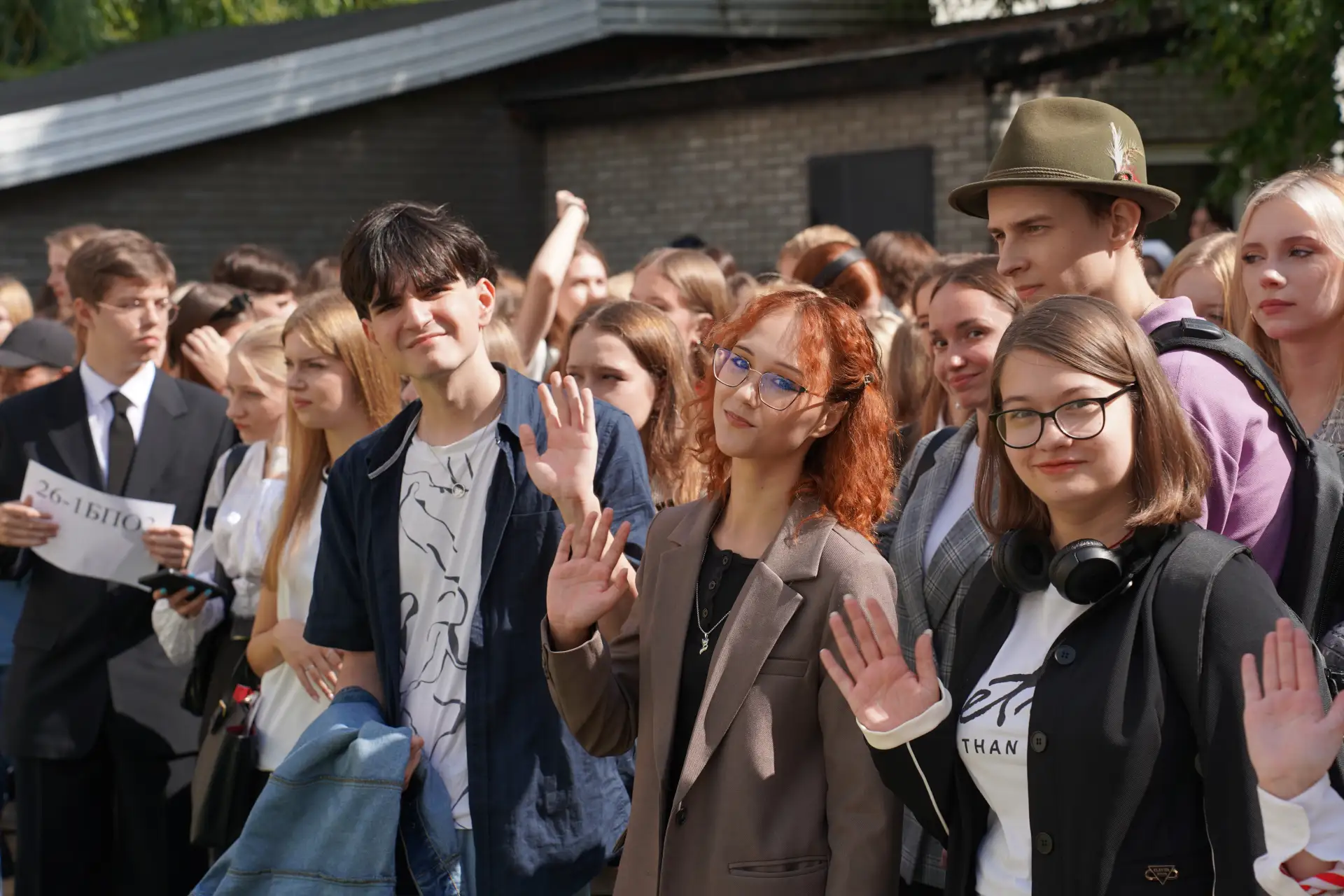 Вот уже подходит к концу первая неделя для первокурсников в НГЛУ. С 1 сентября для них ...