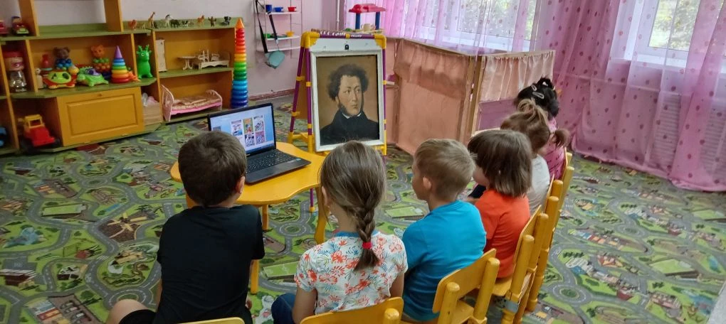 В преддверии дня рождения великого поэта Александра Сергеевича Пушкина 6 июня наша  гру...