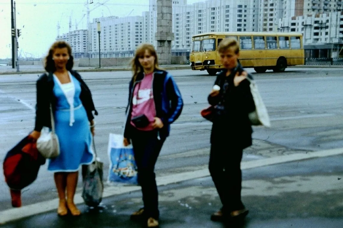 Яркая мода 85 года