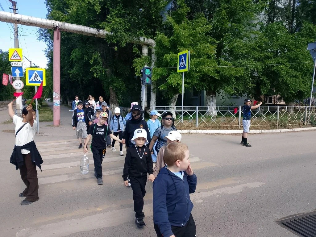 Третий день нашего пребывания в летнем лагере ознаменовался насыщенной программой. Посл...