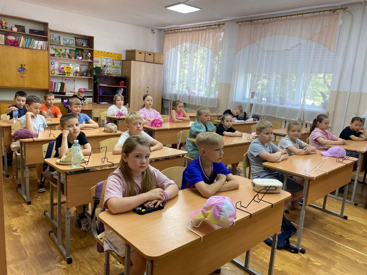 ⛵4‑й день на тематической площадке «Алые паруса»: день знаний, творчества и активного отдыха! 🌞 
Че