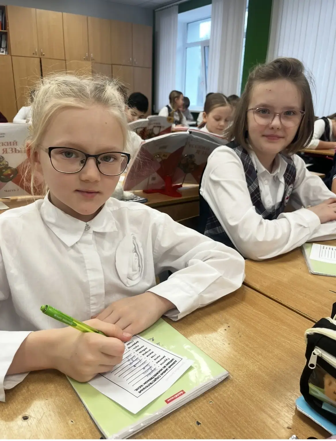 В начальной школе успешно завершилась предметная неделя, которая стала настоящим праздником знаний и