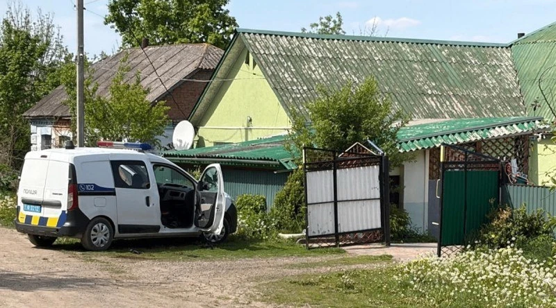 ⚡️В Хмельницкой области неизвестный расстрелял полицейских, один из них погиб, — украинские СМИ.
Нап