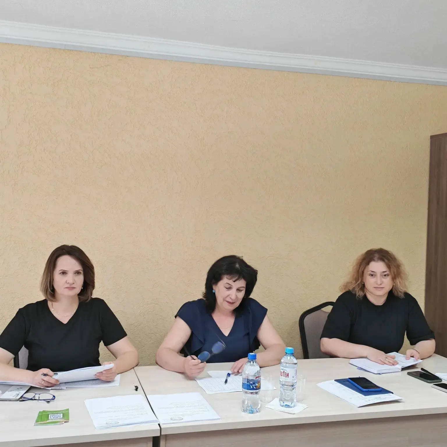 📌В Центре труда и социальной защиты населения состоялось рабочее совещание с участием директоров фи