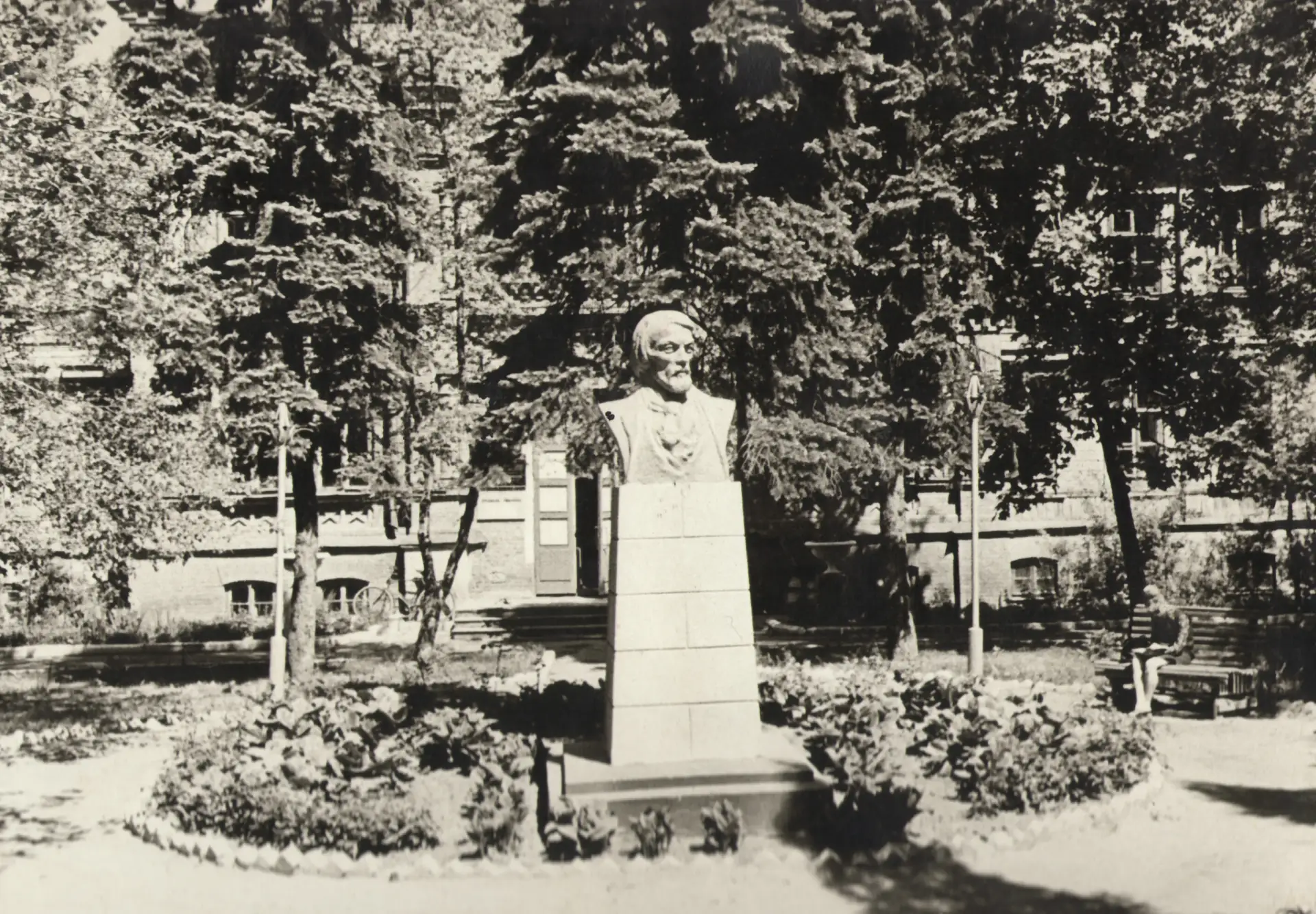 #ВэтотденьвПГУ
 
📆 15 июня 1948 года открылась научная конференция студентов и профессорско-препода