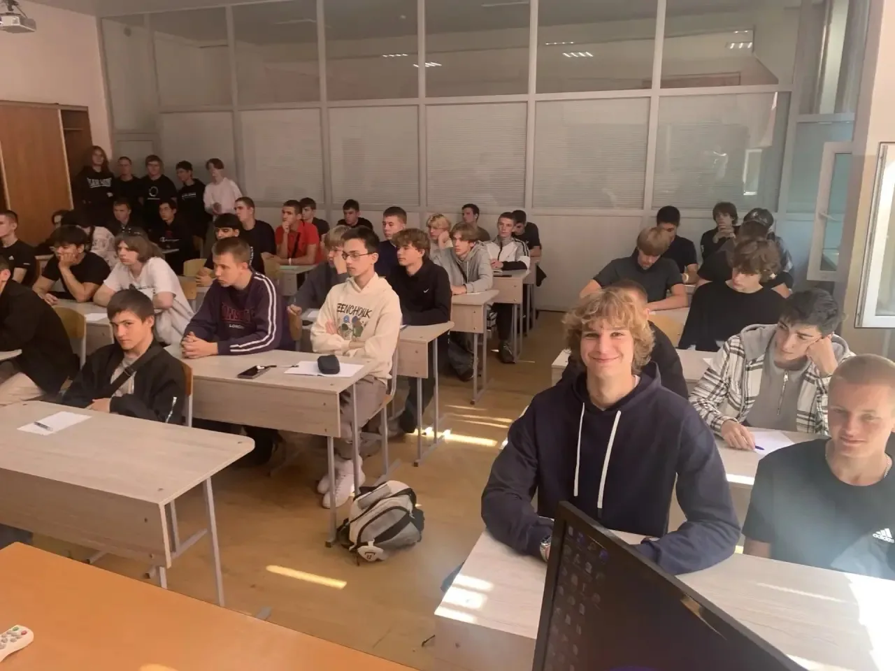 🌟 Вдохновение от выпускника: группа 417  встретилась с Денисом Речицким