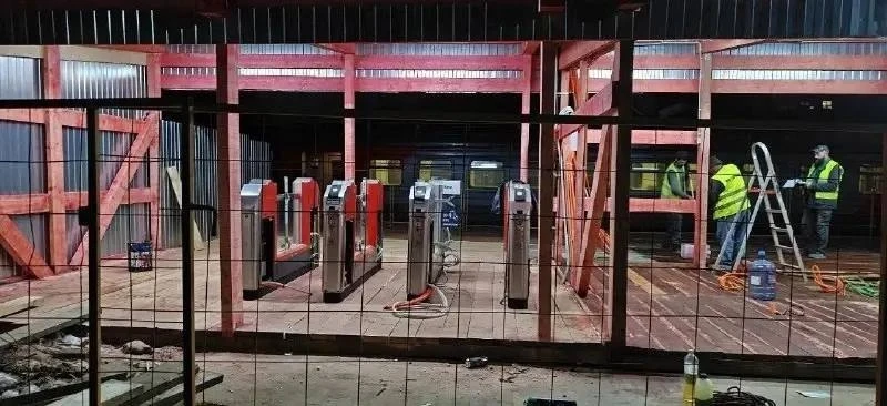 🚉 На Нагатинской обновляют систему турникетов