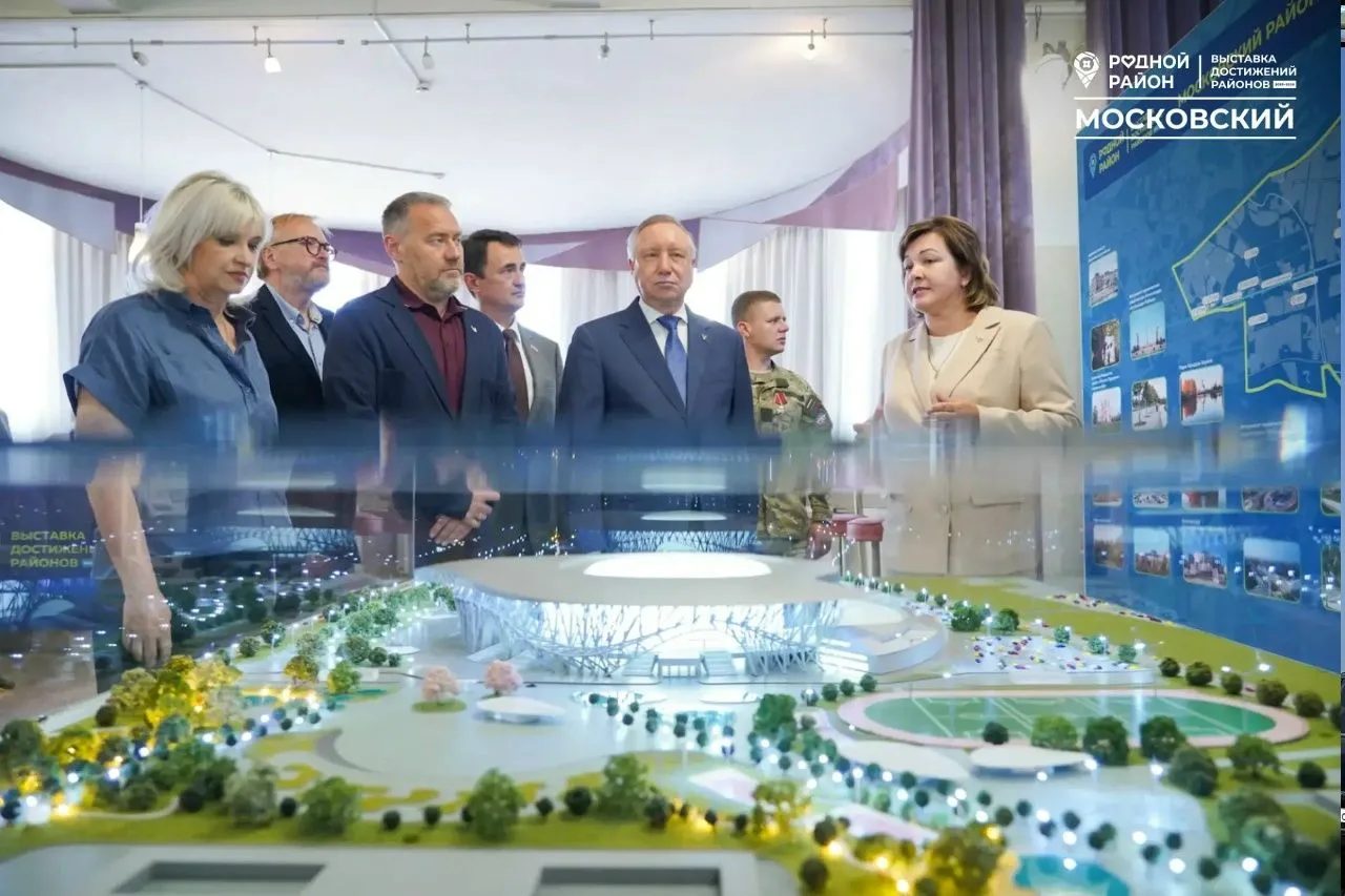 Выставка достижений Московского района открылась в культурно-досуговом центре «Московский».

Экспози